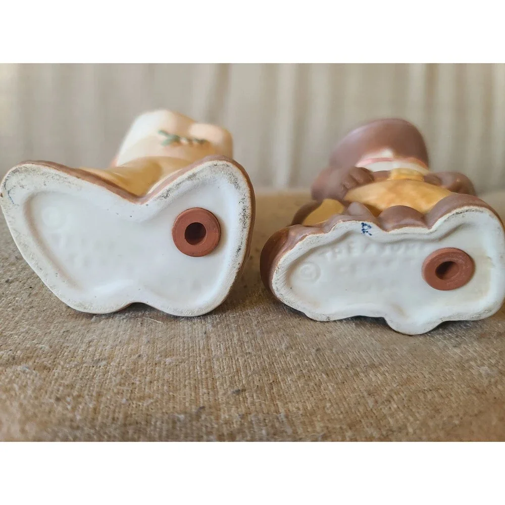Rare Vintage 1980s TREASURE CRAFT Cowboy And Indian Chief Salt And Pepper Shaker